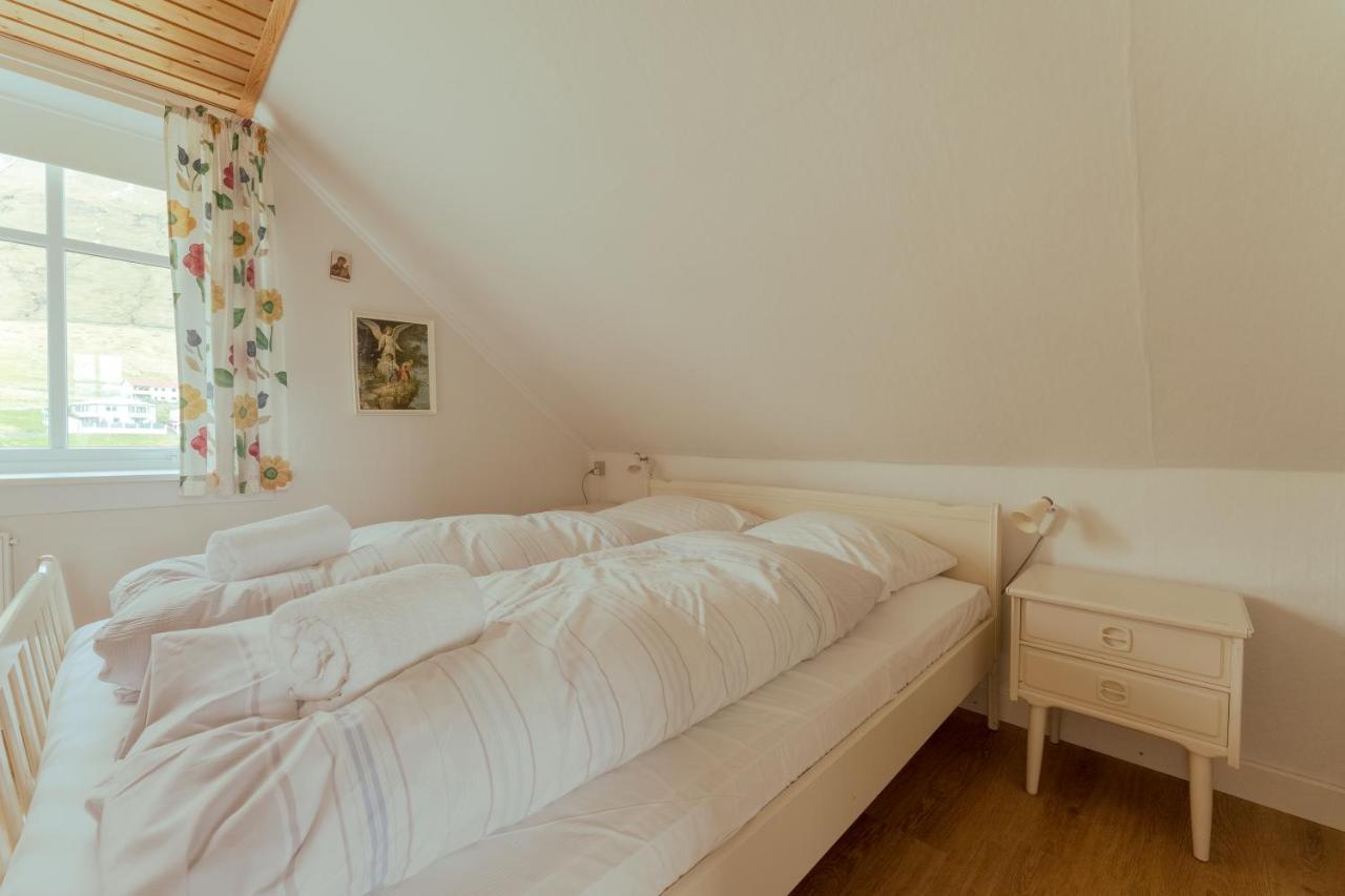 Lovely 4-Br House / Sea View / Nature Oyndarfjordur Esterno foto