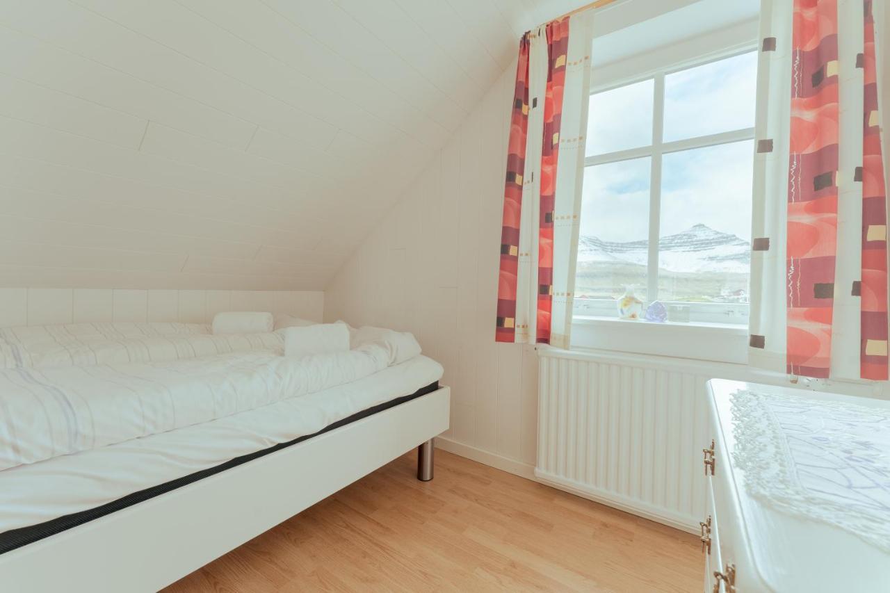 Lovely 4-Br House / Sea View / Nature Oyndarfjordur Esterno foto